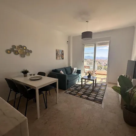 Small Oasis 8-2d Apartment *
